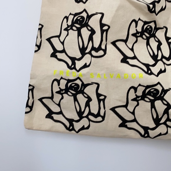 Freda Salvador Printed Canvas Tote Bag - Picture 5 of 8